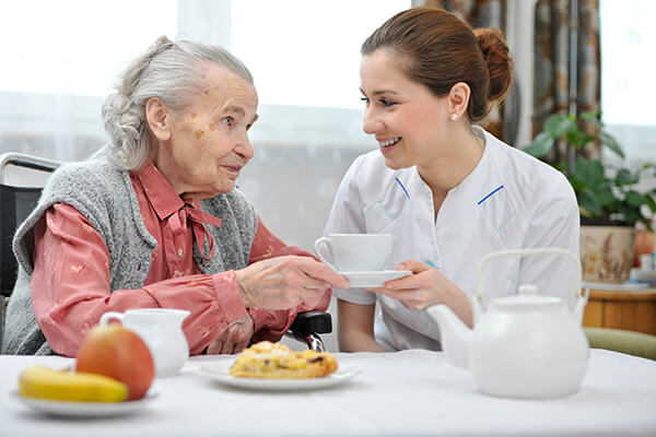 Elternhaus verkaufen, wenn die Mutter ins Heim