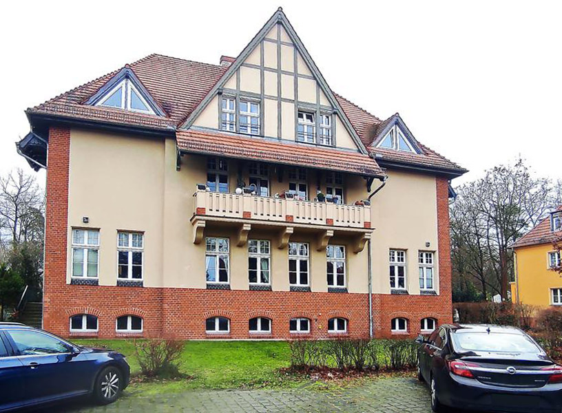 Haus mit Balkon Altbau Beelitz