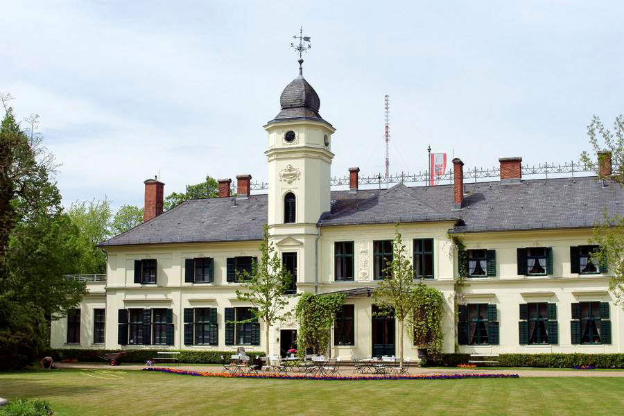 Schloss Berlin-Britz