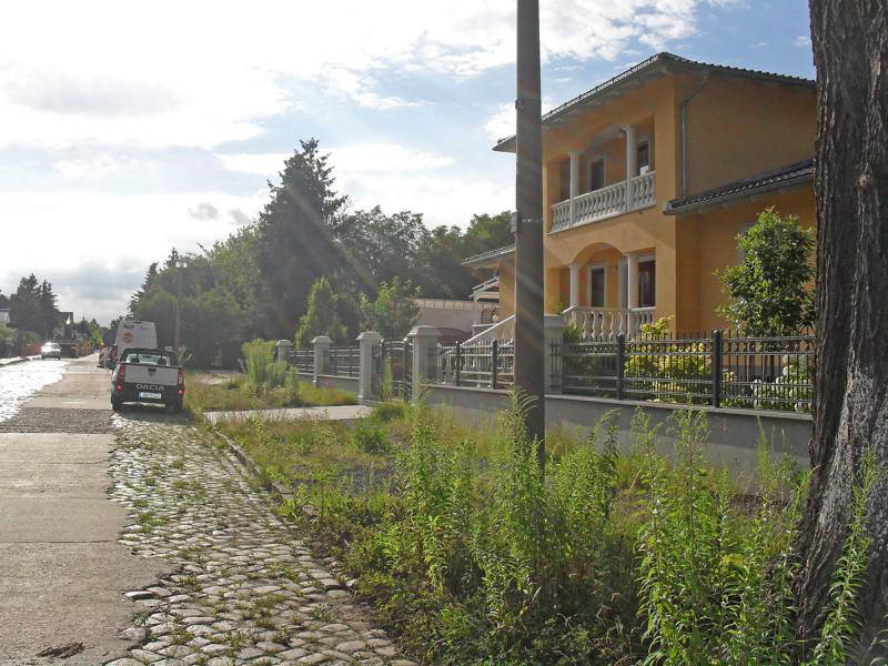 Haus mit Garten in Berlin Französisch-Buchholz