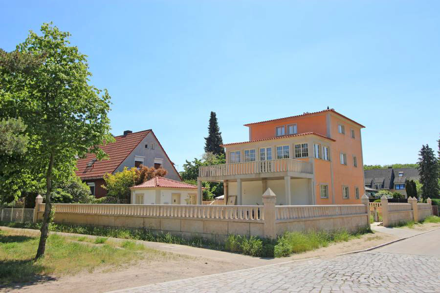 Villa mit Garten Heiligensee